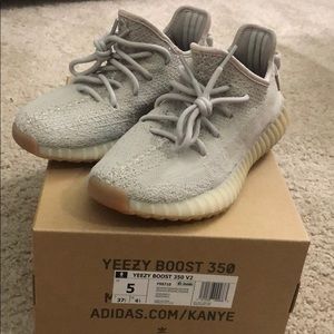 Yeezy boost 350 V2 sesame